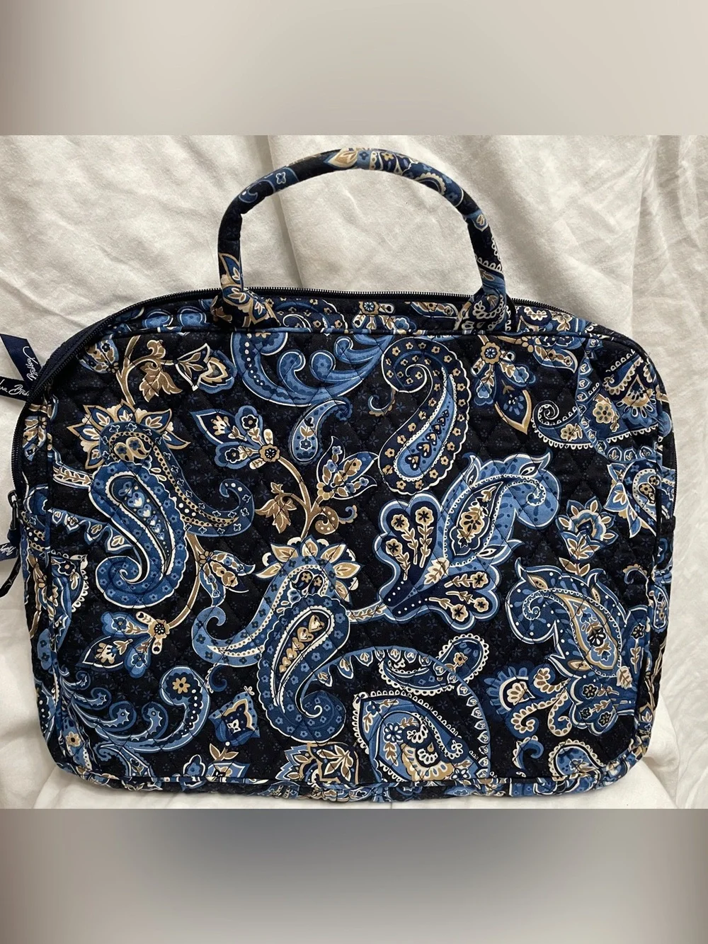 Vera Bradley Retired Windsor Navy Quilted Laptop Tote